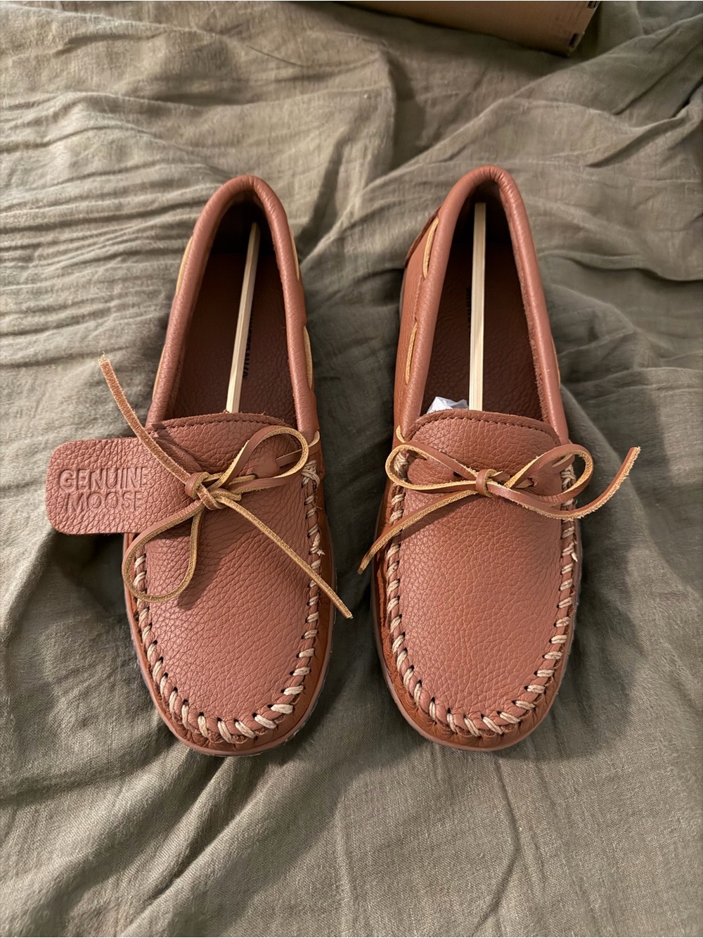 Minnetonka Chestnut Brown Leather Moccasin Loafers
